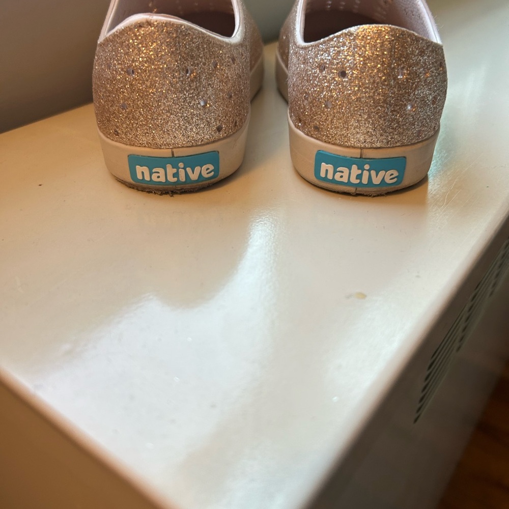 Native Shoes Gold and White Sneakers Minimalist Design C12 - Picture 3 of 4
